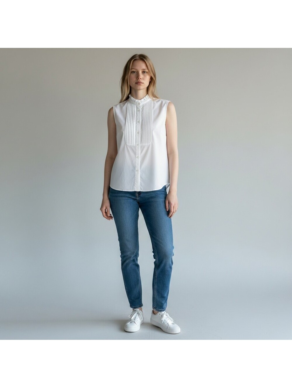Banana Republic Shirt Women 10 White Button Up Sleeveless Cotton Crew Neck